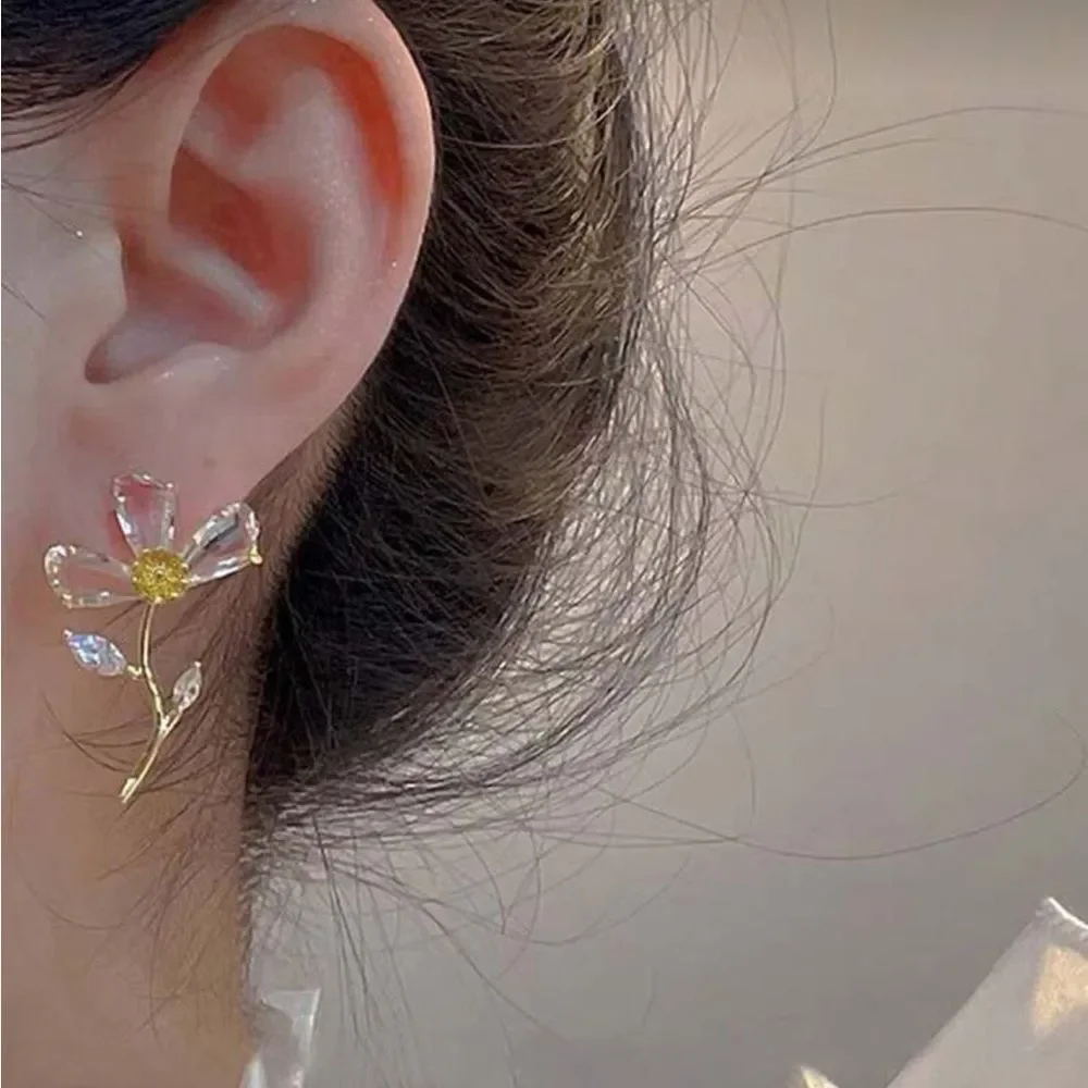 Gold Floral Crystal Drop Earrings - Yellow Center R354